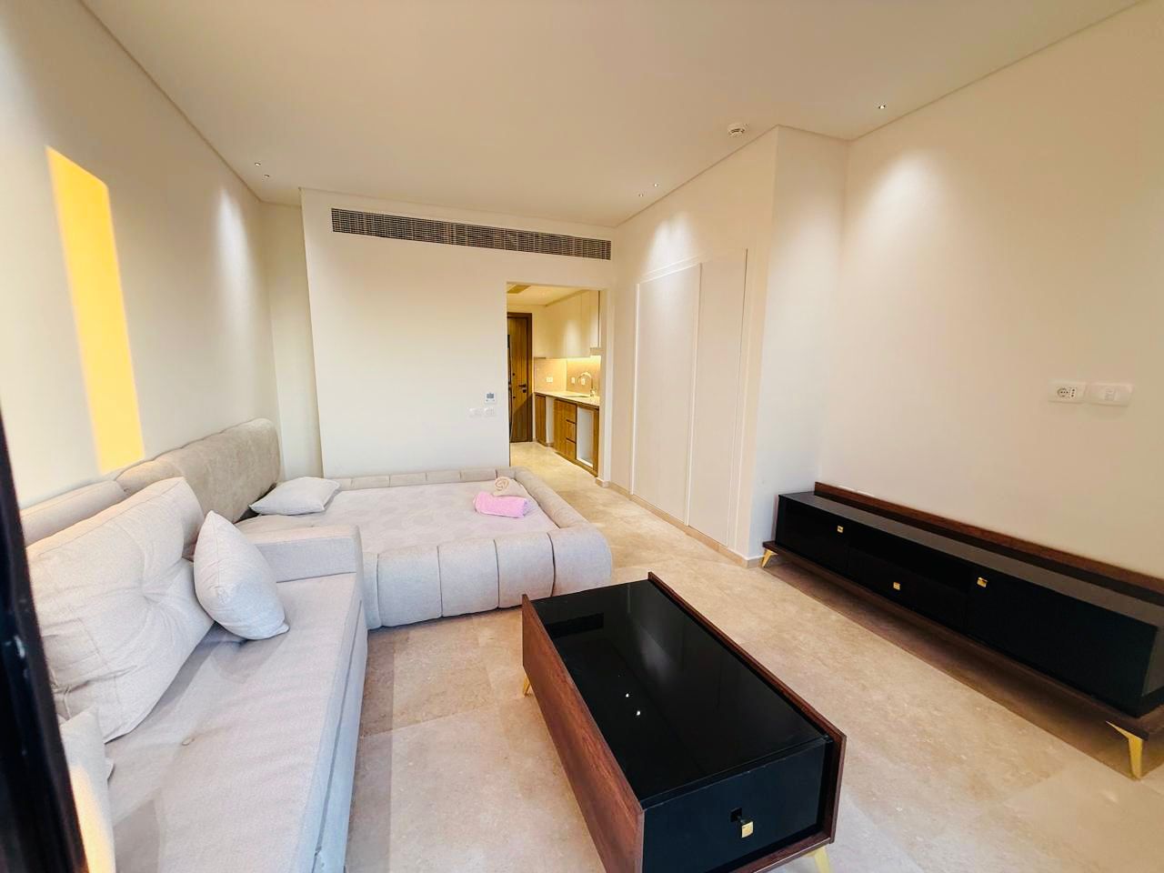 ASR 03-1-210- Ancient Sands -studio — photo 4