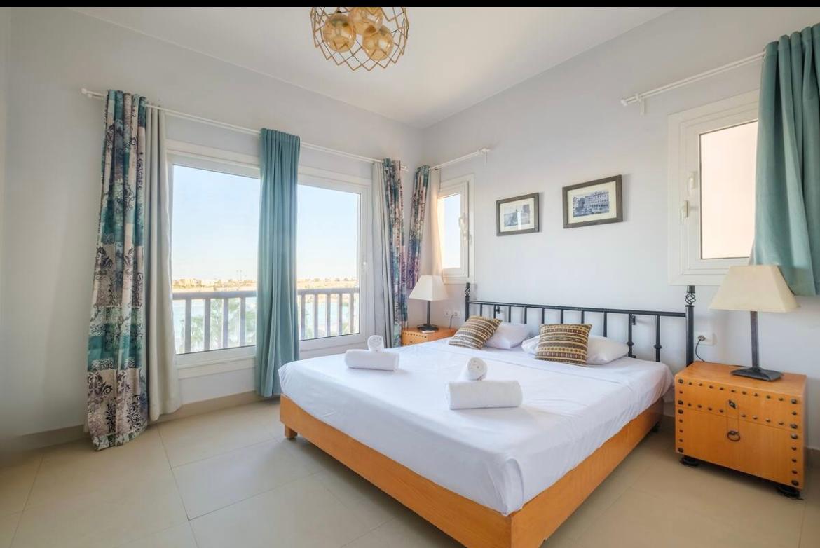 WSC-413- Water Side -3 BR — photo 10