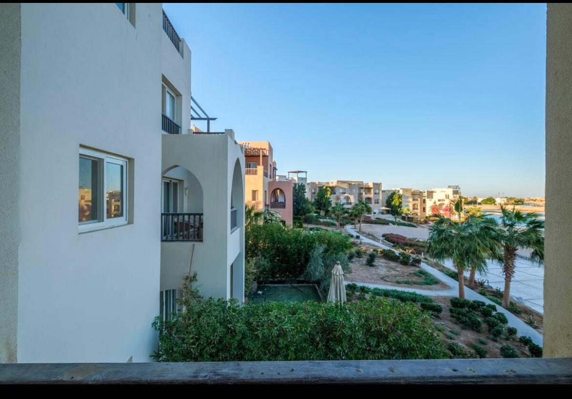 WSC-413- Water Side -3 BR — photo 18