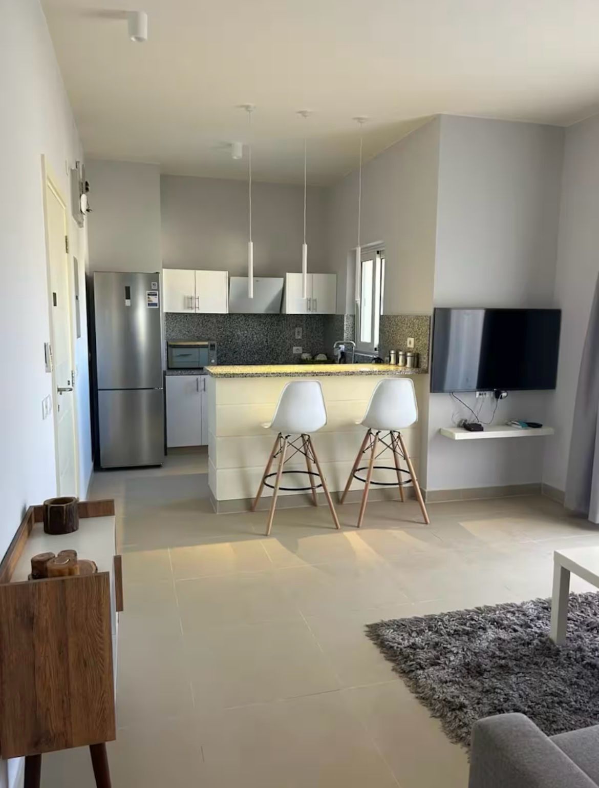 Wsd- 1-1-5 - water side - 1BR — photo 3