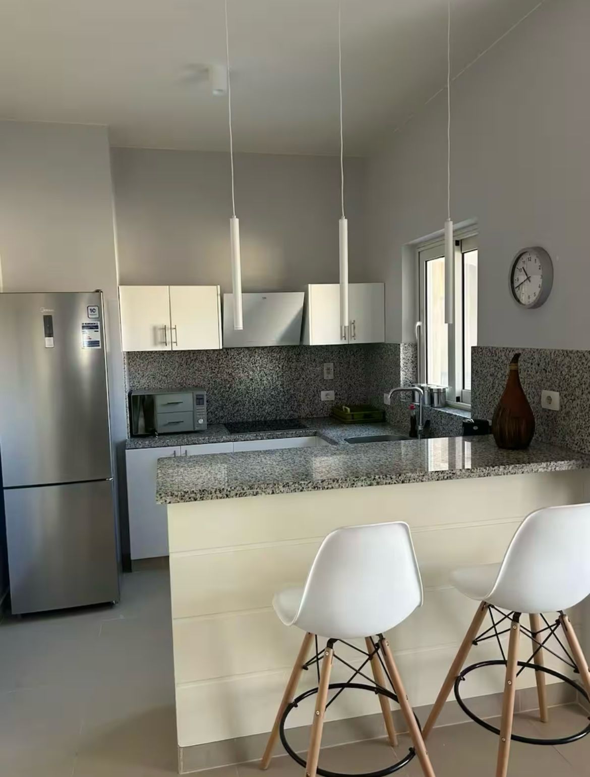 Wsd- 1-1-5 - water side - 1BR — photo 4