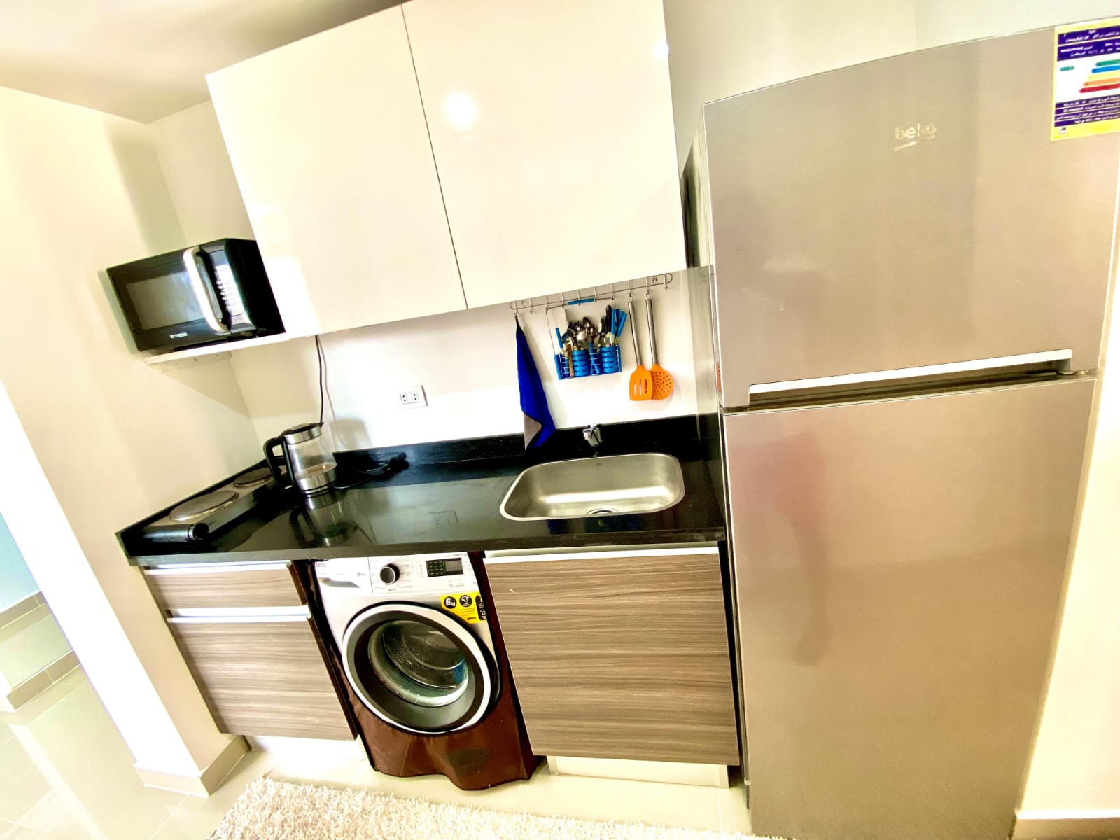 B16-F8 - G-Cribs - Studio — photo 3