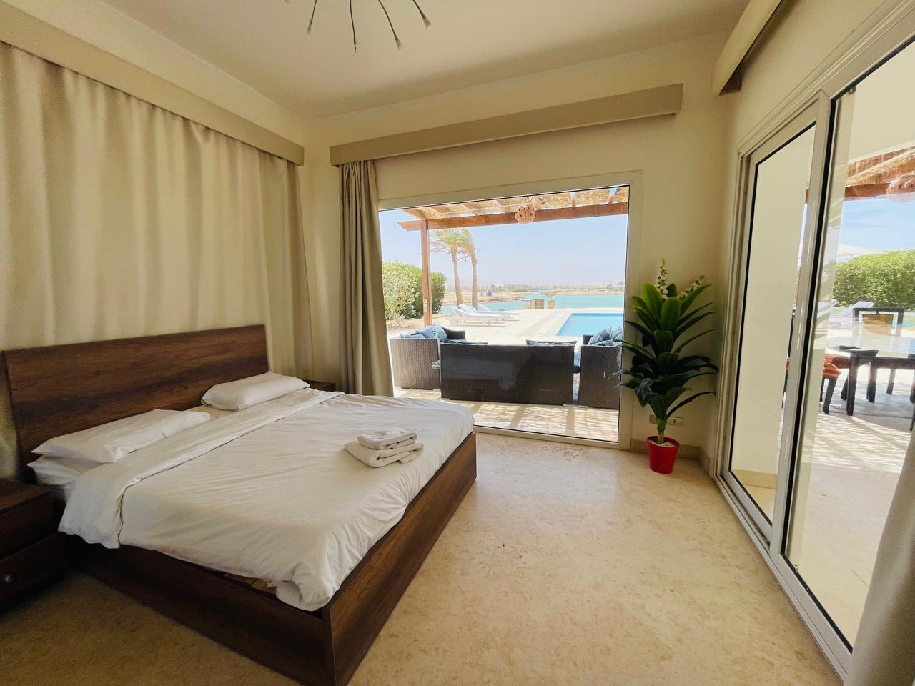 PHASE 5 VILLA 15 - White Villa - 4 BR — photo 5