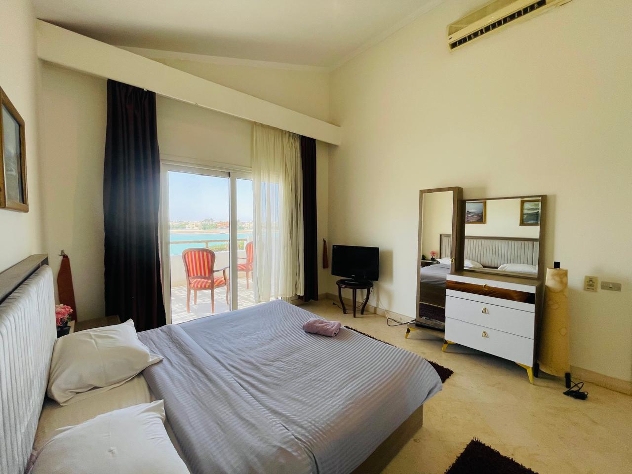 PHASE 5 VILLA 15 - White Villa - 4 BR — photo 8