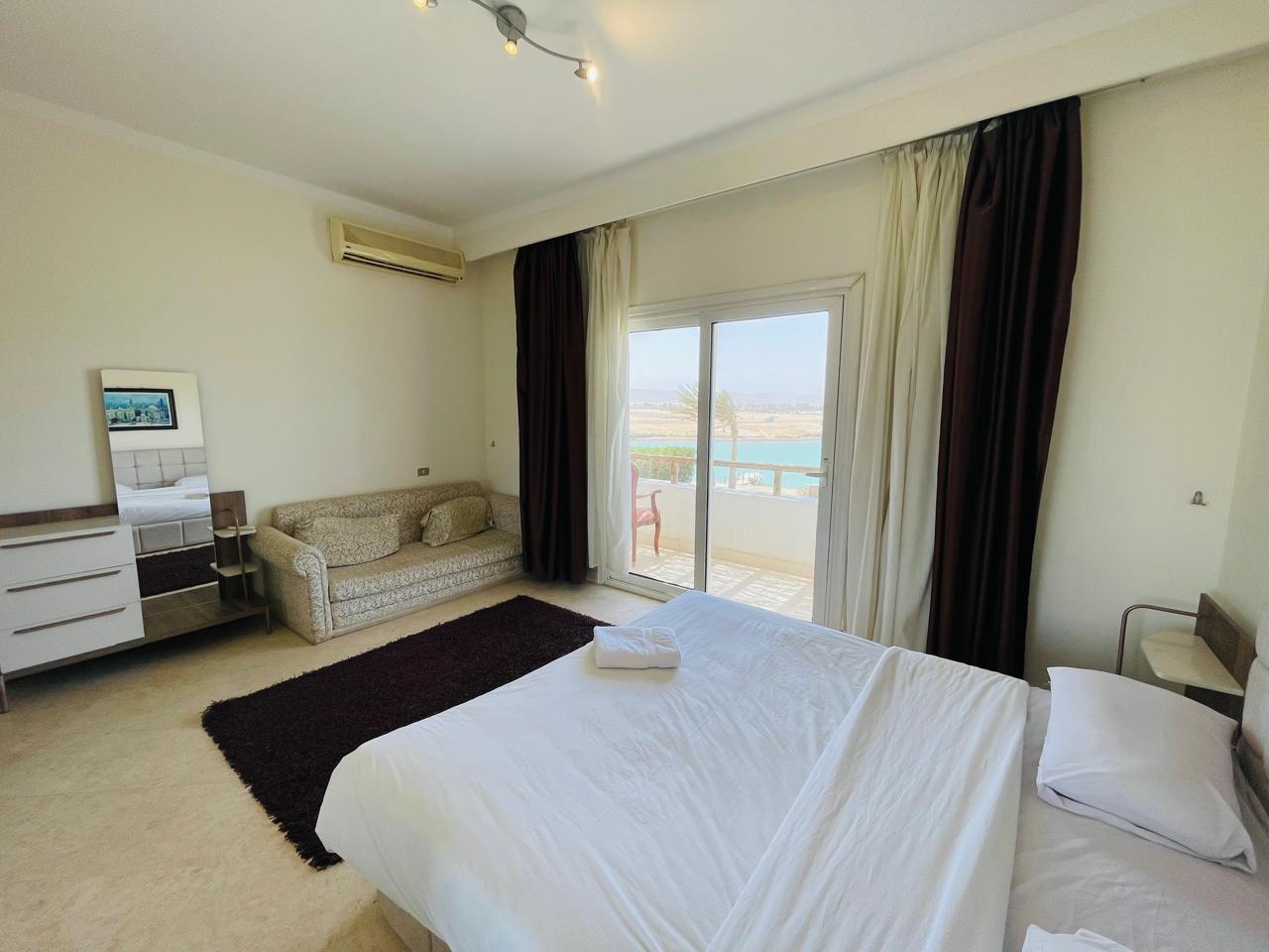 PHASE 5 VILLA 15 - White Villa - 4 BR — photo 20