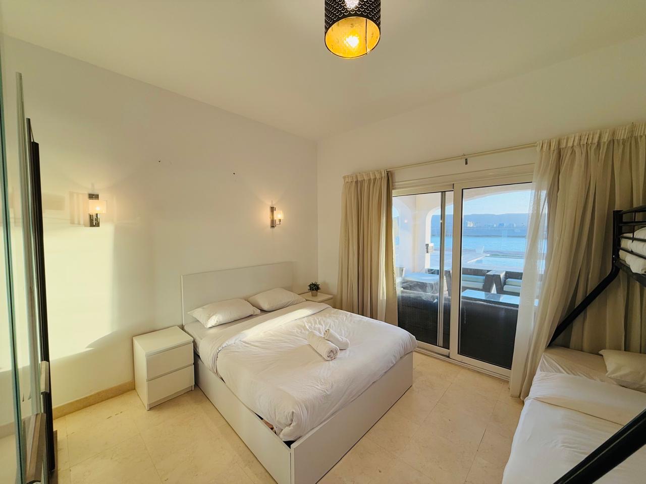 PHASE 5 VILLA 35 - White Villa - 4 BR — photo 3