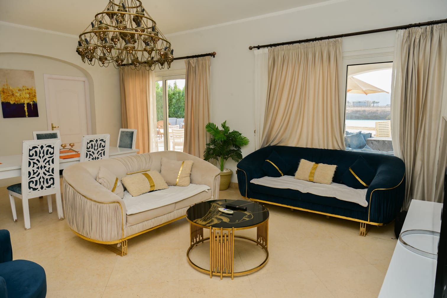 PHASE 5 VILLA 38 - White Villa - 6 BR — photo 3