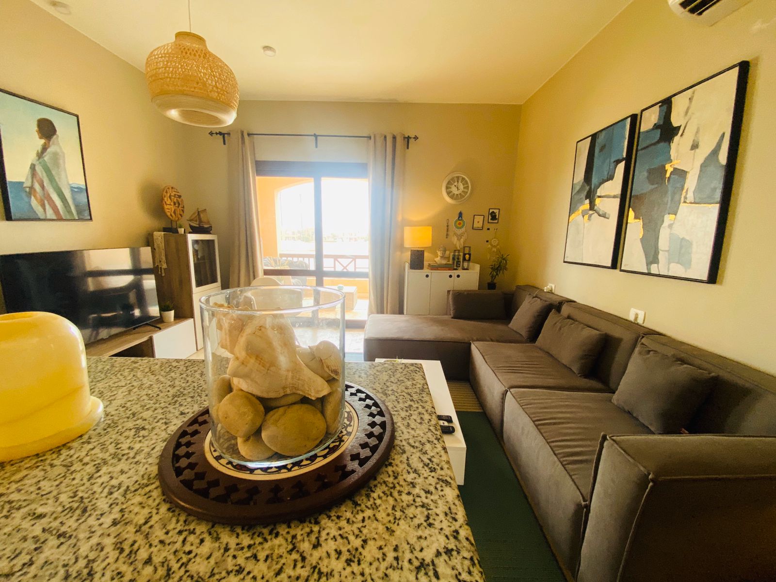 Y175 - Sabina - 1 BR — photo 2