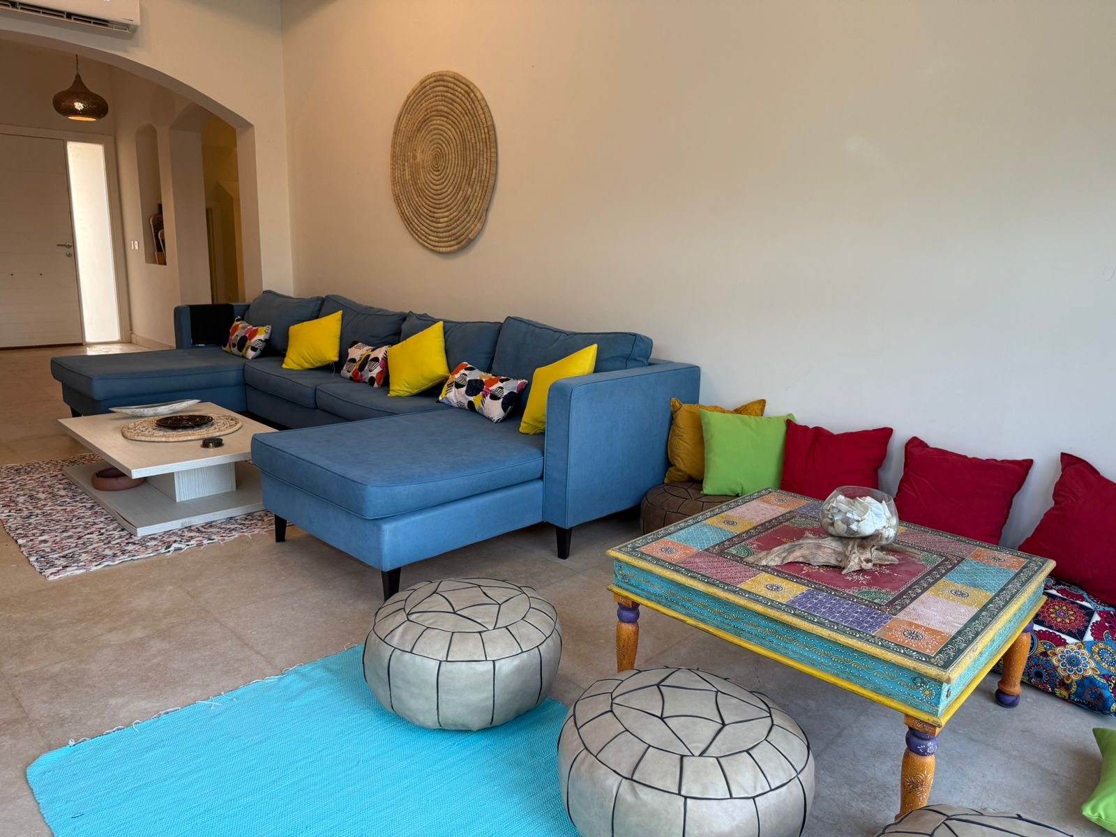 Y212 - Sabina - 6 BR — photo 2