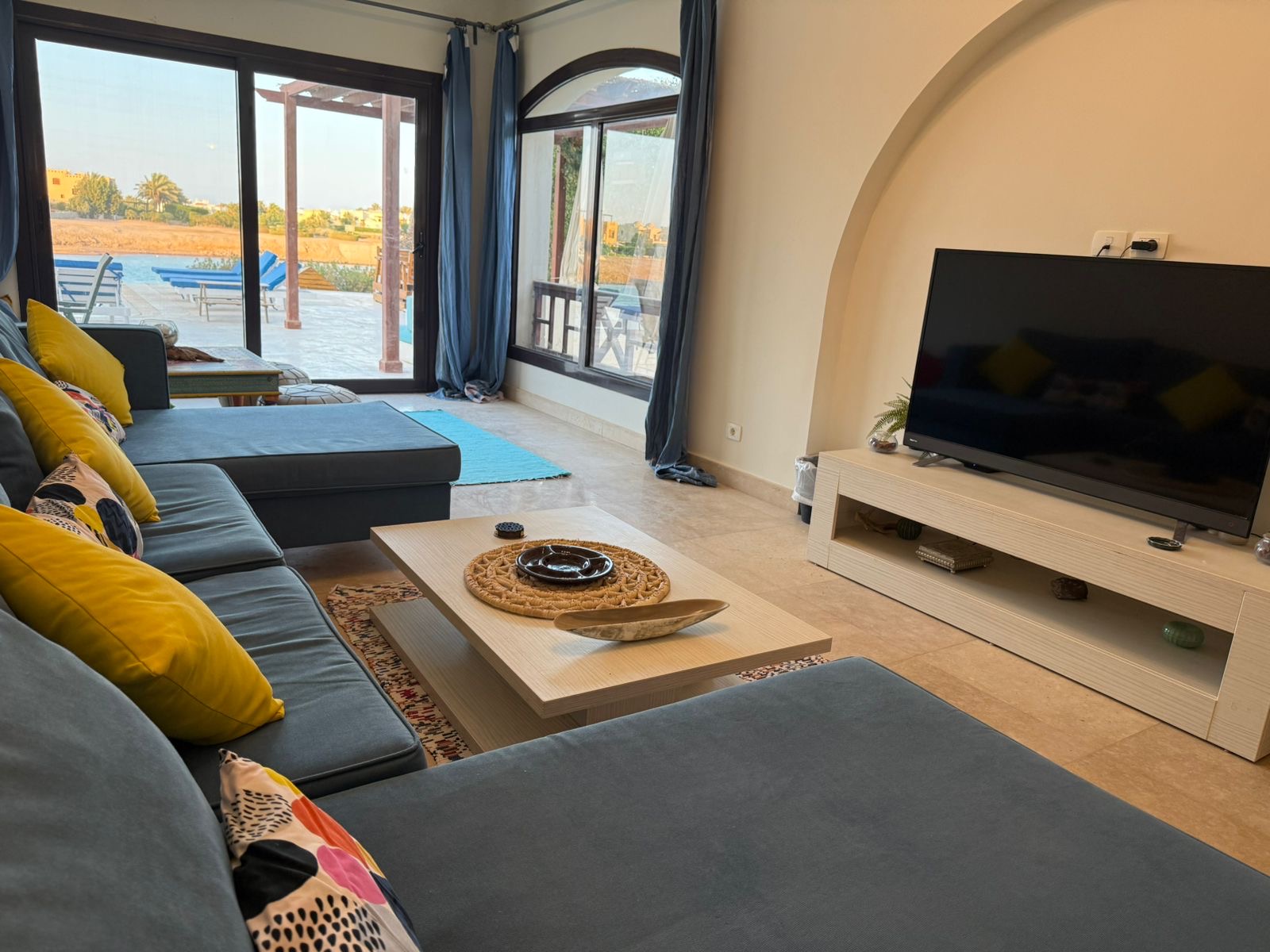 Y212 - Sabina - 6 BR — photo 7