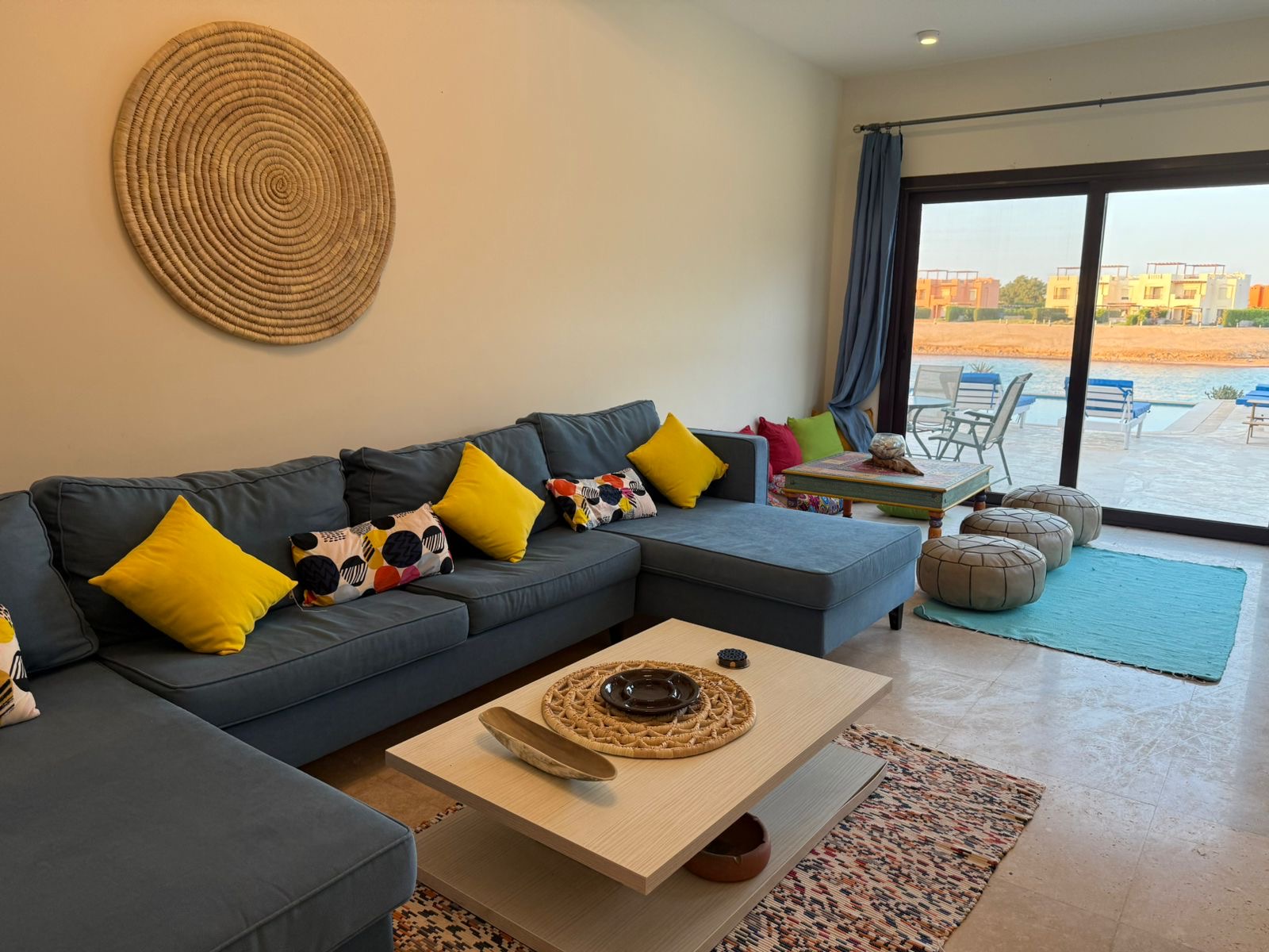 Y212 - Sabina - 6 BR — photo 9