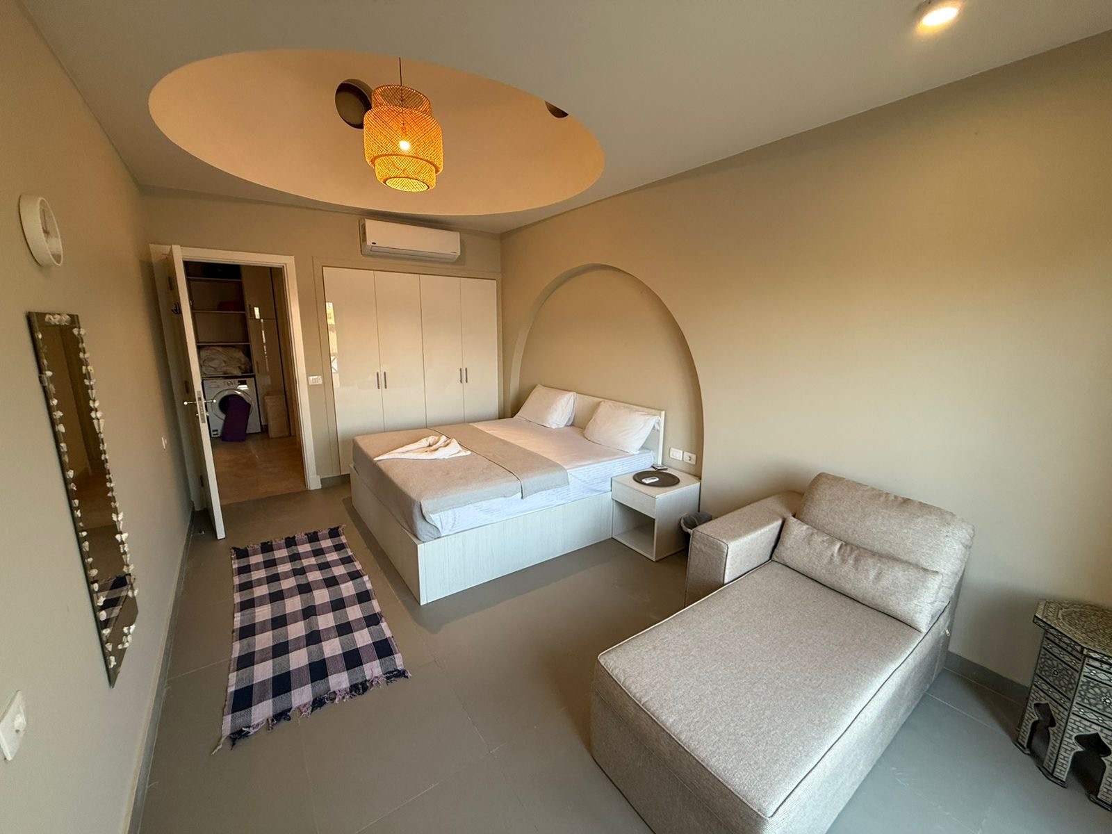 Y212 - Sabina - 6 BR — photo 16