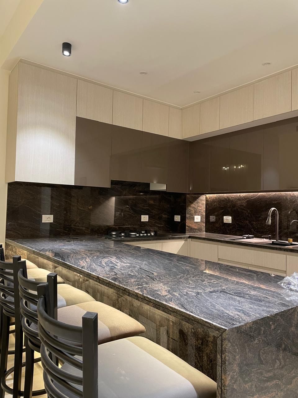 K1-1C-1-7 - Kamaran - 3 BR — photo 6