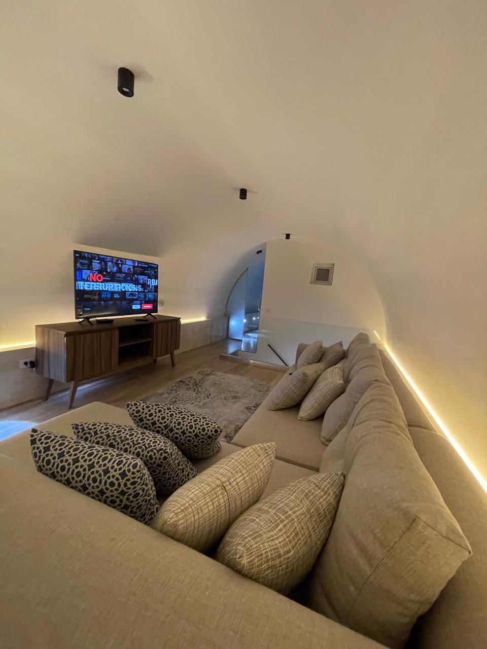 K1-1C-1-7 - Kamaran - 3 BR — photo 13