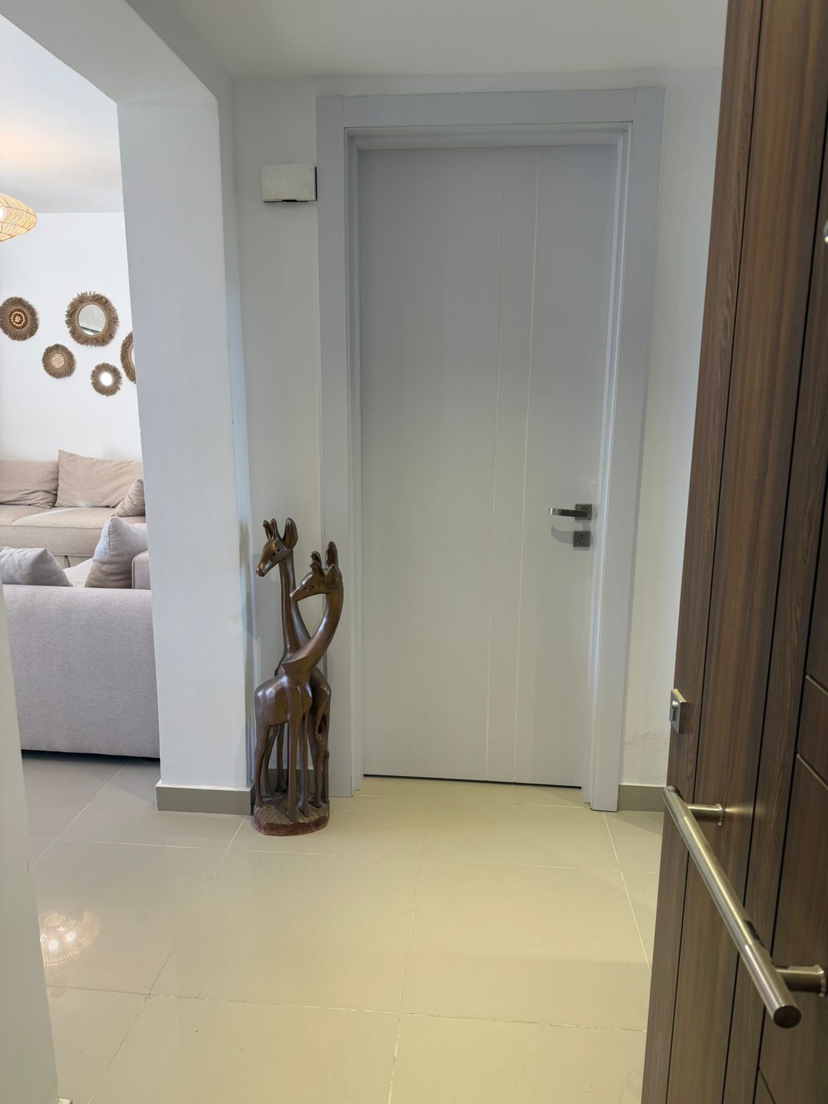 B11-F1- G-Cribs -1 BR — photo 2