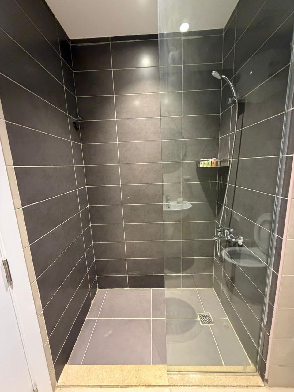 B11-F1- G-Cribs -1 BR — photo 11