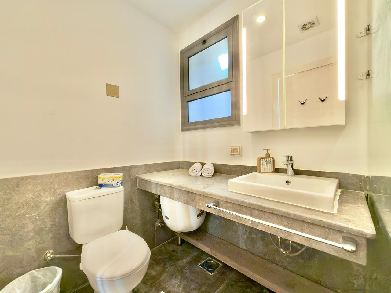 c1-b-Bali-2 BR — photo 15