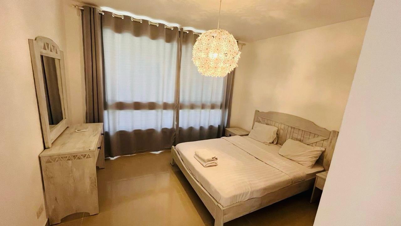 B16-F15 - G-Cribs - 1 BR — photo 7