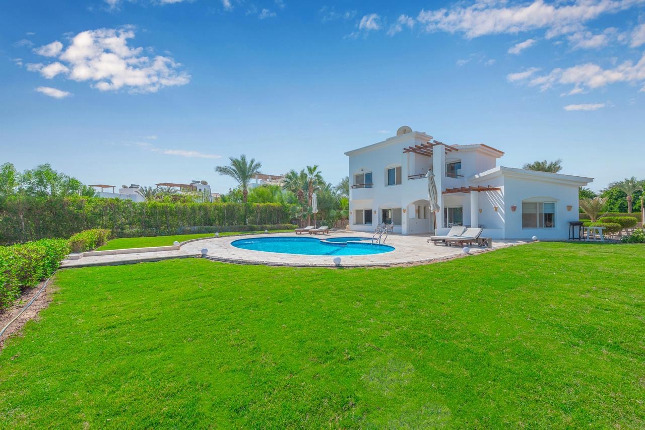 Phase 4 v36 - white villa - 4 BR — photo 13