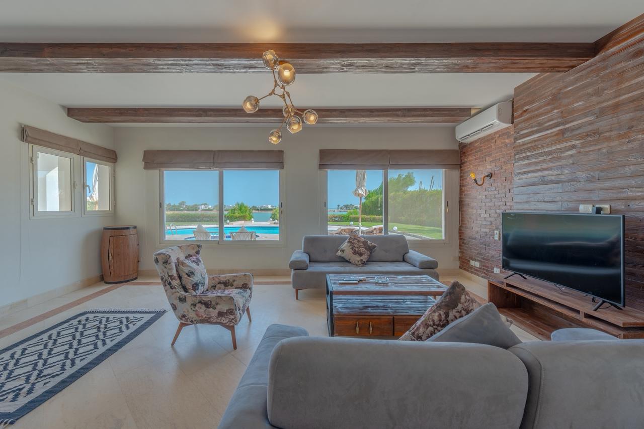 Phase 4 v36 - white villa - 4 BR — photo 27