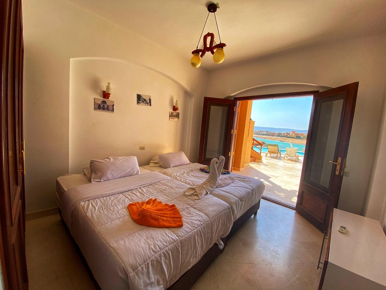 Y104 - Sabina - 3 BR — photo 2
