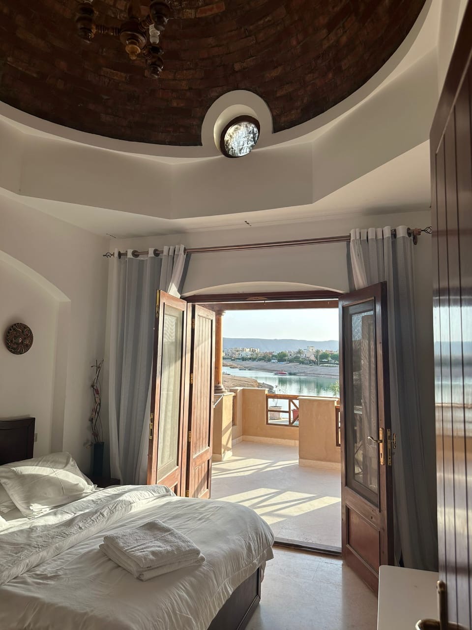 Y104 - Sabina - 3 BR — photo 3