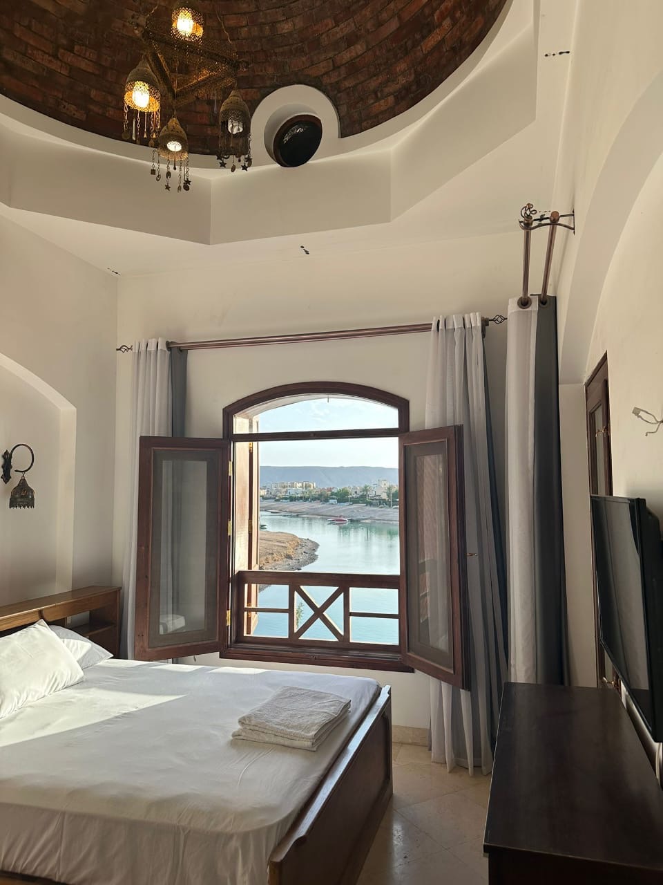 Y104 - Sabina - 3 BR — photo 4